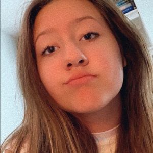 Meet your Posher, Raya